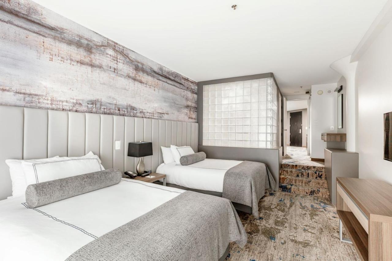 Atheneum Suite Hotel Детройт Екстериор снимка