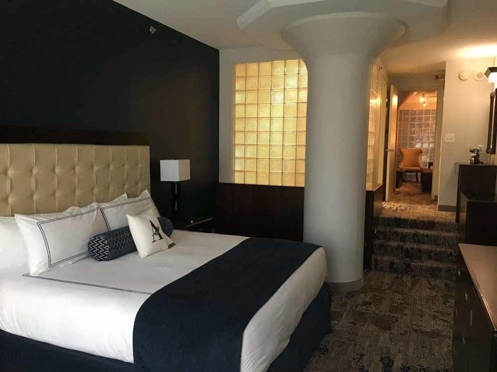 Atheneum Suite Hotel Детройт Екстериор снимка